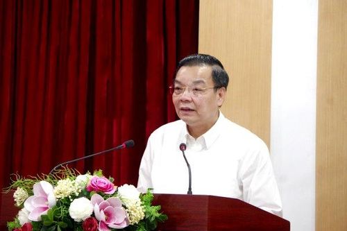 Chủ tịch Hà Nội: Mở đường hàng không cần có lộ trình an toàn
