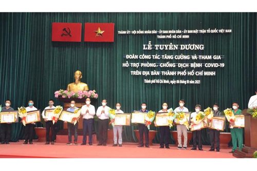 Tuyên dương các đoàn công tác hỗ trợ phòng, chống dịch Covid-19 tại TP Hồ Chí Minh