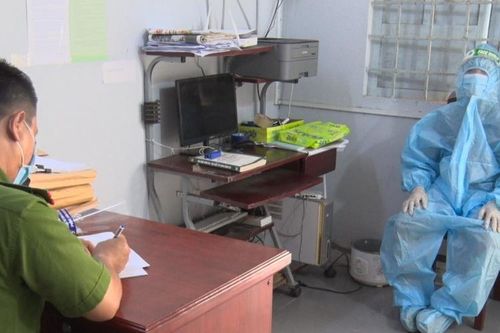 Phạt đối tượng lăng mạ, hăm dọa lực lượng chống dịch