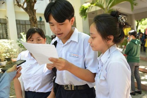 Thoát ly văn mẫu: Biến kiến thức chung thành 'của riêng'