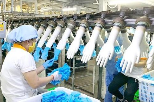 Phục hồi sản xuất- kinh doanh: Linh hoạt giữ chân công nhân