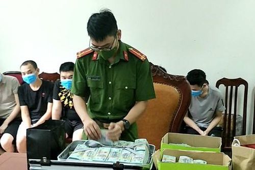 Từ đường dây đánh bạc 1.500 tỷ đồng: Cảnh báo quản lý thanh toán điện tử