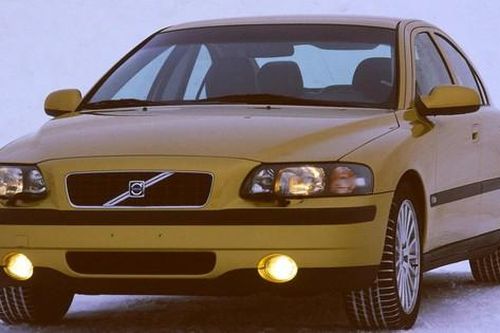Volvo triệu hồi gần nửa triệu ô tô hơn 10 năm tuổi