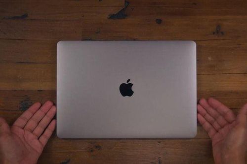 Apple ra MacBook Pro mới trang bị chip xử lý M1X trong tháng 10