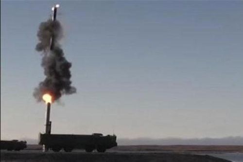 Chiến hạm NATO vào Biển Đen khi Bastion đỏ lửa