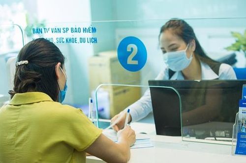 Bất chấp 'cú sốc' Covid-19, doanh thu phí bảo hiểm vượt mốc 150 nghìn tỷ