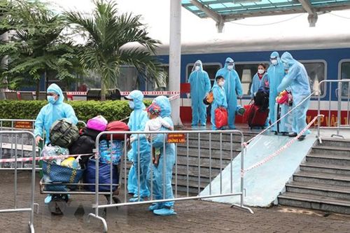 Không cách ly tập trung với người về từ Thành phố Hồ Chí Minh đã tiêm 2 mũi vắc-xin