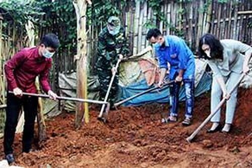 Chi Lăng: Thiết thực phong trào 'Ngày chủ nhật đỏ chung sức xây dựng nông thôn mới'Tin khácVững vàng trên trận tuyến chống 'giặc lửa'Thông tin về đầu mối liên lạc, ứng trực 24/24 giờ hỗ trợ công dân nước ngoài của Sở Ngoại vụ tỉnh Lạng Sơn