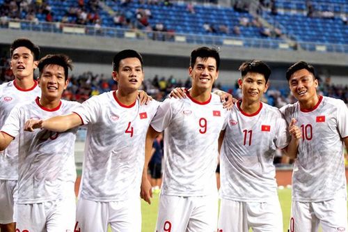 U22 Việt Nam thắng U22 Trung Quốc và lời dặn 'hãy đá cho thật tử tế'