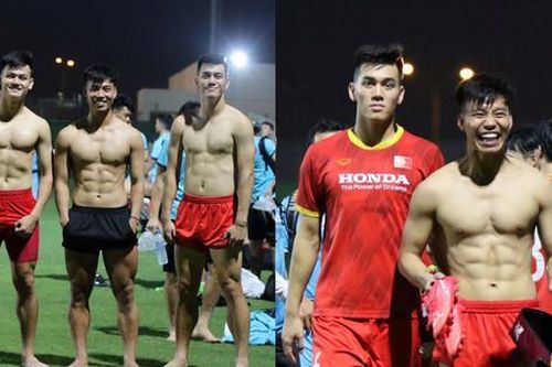 Trước 'giờ G' trận đấu giữa ĐT Việt Nam và ĐT Trung Quốc: Dàn cầu thủ Việt khoe body 6 múi