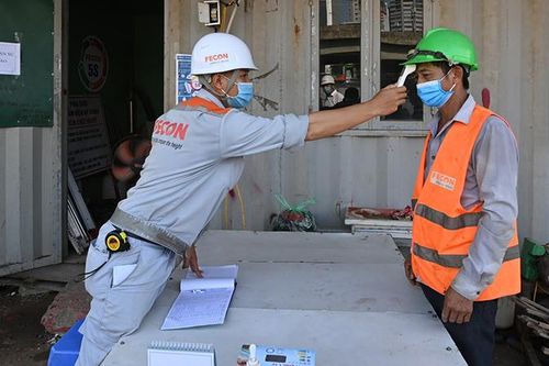 Từ kinh nghiệm quốc tế, xây dựng kịch bản cho chống dịch và mở cửa