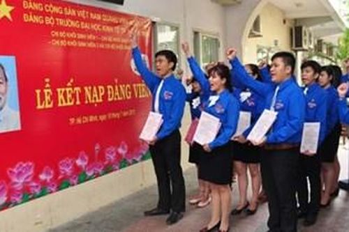 Vì sao cán bộ không dám nói?
