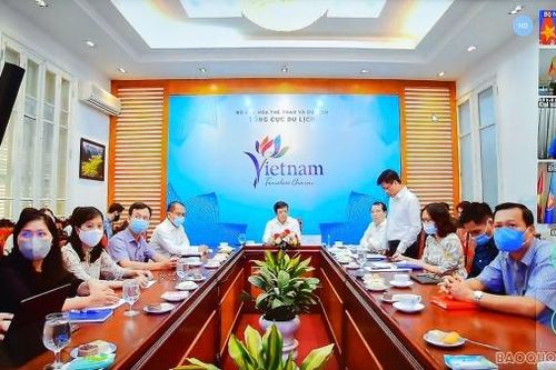 Ngành Du lịch và Ngoại giao bàn để mở cửa đón khách quốc tế