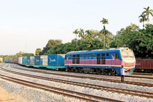 Nâng cấp khổ đường sắt lớn hơn kết nối với ga đường sắt Hà Khẩu Bắc (Trung Quốc)