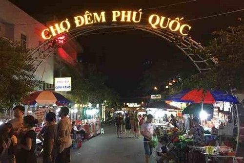 Phú Quốc sẽ thí điểm đón khách du lịch đã tiêm vaccine COVID-19