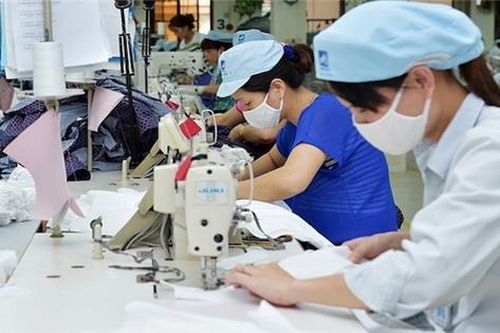 Dệt may chìm trong khó khăn, mục tiêu xuất khẩu khó khả thi