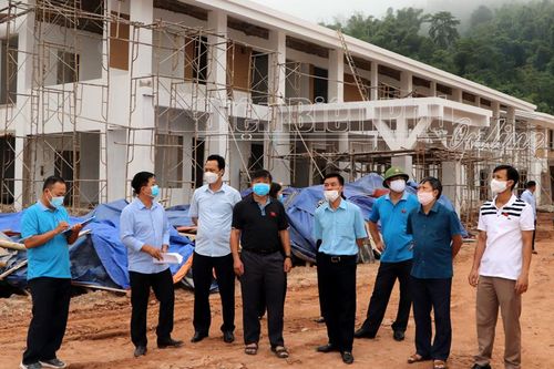 HĐND tỉnh giám sát đầu tư công tại huyện Nậm Pồ, Tuần Giáo