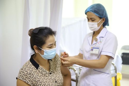 Bộ Y tế phân bổ thêm 160.000 liều vắc xin Vero Cell cho Lào Cai