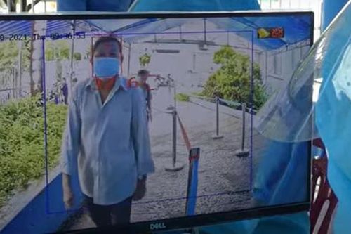 Thích ứng an toàn với dịch COVID-19: Các bệnh viện đảm bảo khám, chữa bệnh an toàn