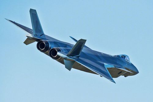 Tiêm kích J-20B nâng cấp của Trung Quốc lộ điểm yếu chí tử tại Triển lãm Chu Hải