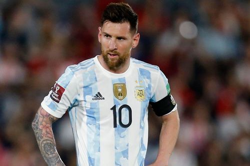 Argentina đứt mạch 8 trận thắng