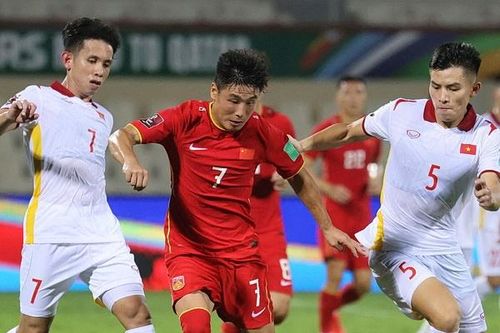 Điểm sáng trong thất bại của tuyển Việt Nam trước Trung Quốc