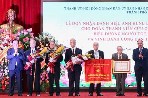 Đoàn Thanh niên cứu quốc thành Hoàng Diệu đón nhận danh hiệu Anh hùng Lực lượng vũ trang nhân dân