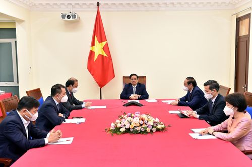 Thủ tướng điện đàm với Đặc phái viên của Tổng thống Hoa Kỳ về biến đổi khí hậu