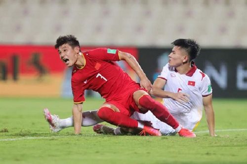 Đội tuyển Việt Nam thua Trung Quốc, cầu thủ nào nhận 'gạch' nhiều nhất?