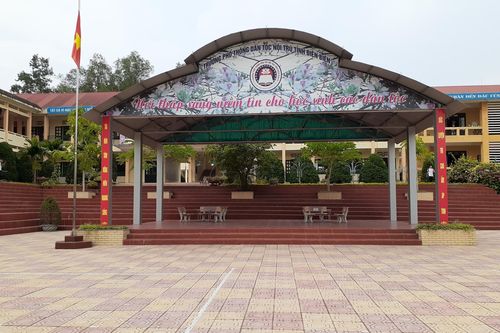 Sơn La: Trưng dụng trường học làm khu cách ly tập trung