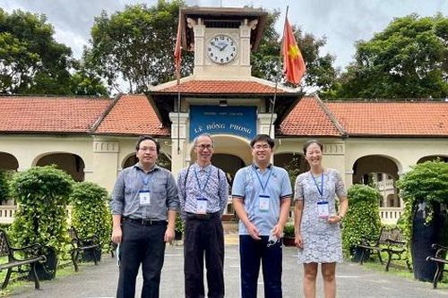 Giành huy chương quốc tế, một học sinh TPHCM được thưởng 120 triệu đồng