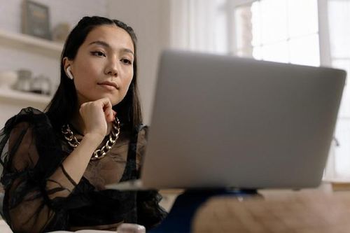Có nên nhảy việc trong đại dịch?
