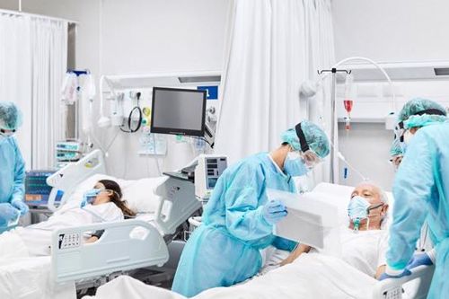 Bệnh viện tư tại TP.HCM được phép thu phí điều trị Covid-19 tự nguyện