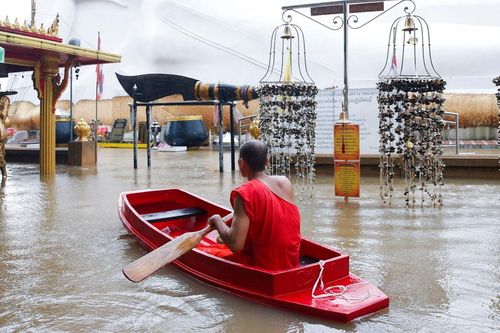 Thái Lan: Nhiều chùa bị thiệt hại nghiêm trọng do lũ lụt