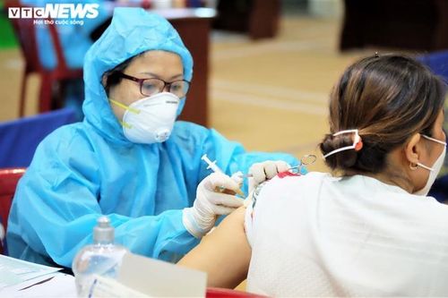 Chậm nhất ngày 20/10, Đà Nẵng đạt 100% người trong độ tuổi được tiêm vaccine