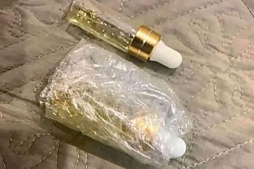 Cấp cứu nam sinh 15 tuổi ở Hà Nội bị hôn mê do ngộ độc thuốc lá điện tử