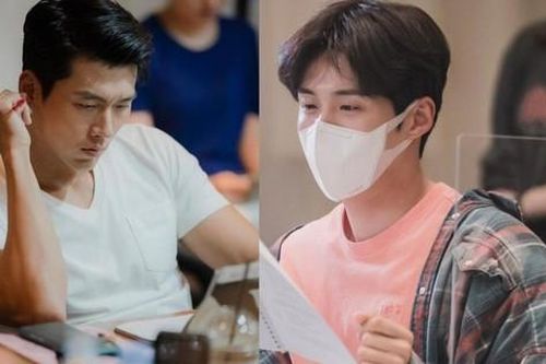 Ngắm nam thần K-Biz đọc kịch bản: 'Tổ trưởng Hong' đáng yêu, Hyun Bin đẹp như tượng tạc