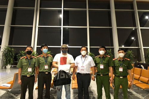 Gây án ở Hàn Quốc trốn sang Việt Nam cũng không thoát