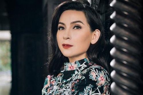 Lễ tang ca sĩ Phi Nhung không nhận vòng hoa