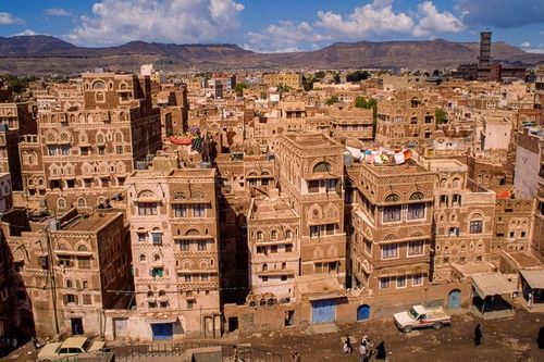 Những tòa nhà chọc trời bằng bùn giữa lòng Yemen
