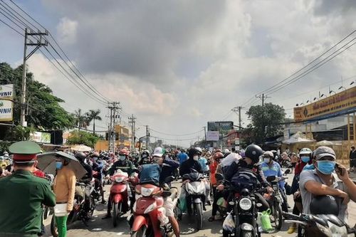 TP Hồ Chí Minh đề nghị các tỉnh, thành tạo điều kiện cho người dân đi lại