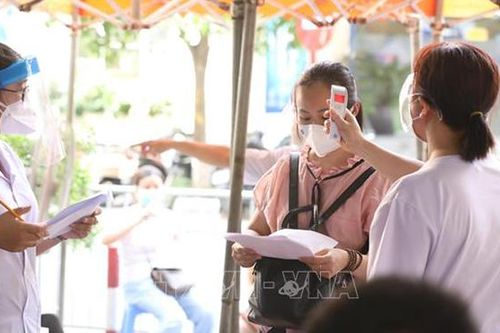 Có 4.513 ca mắc mới, cuối tháng 10/2021 sẽ tiêm vaccine cho trẻ em