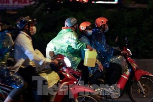Hà Nội lên phương án cho người dân tự phát về từ các vùng dịch