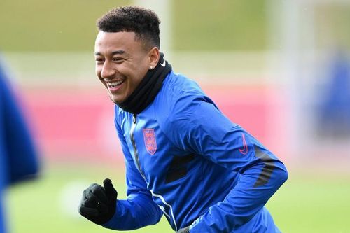 Jesse Lingard mở lời ra đi, MU lo mất trắng