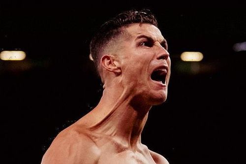 Ronaldo mang 'thần dược' từ Turin đến MU