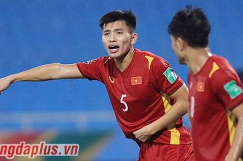 ĐT Việt Nam chia tay Thanh Bình, Văn Xuân trước trận Oman