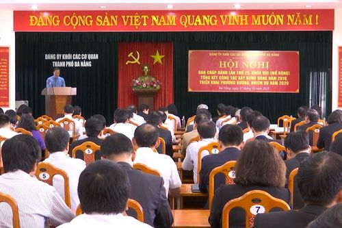 Tập trung hoàn thành các nhiệm vụ được giao
