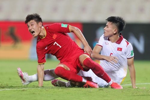 ĐT Việt Nam chia tay Thanh Bình, Văn Xuân trước trận gặp Oman
