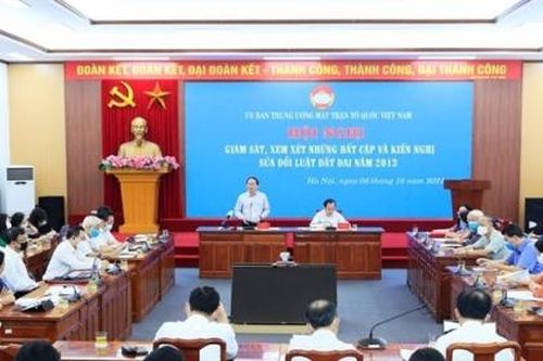 Giá đất bồi thường cho dân phải đảm bảo nguyên tắc thị trường