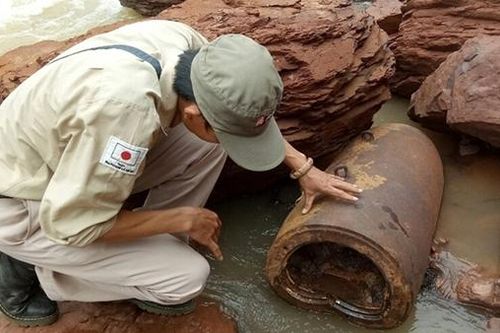 Xử lý thành công quả bom nặng hơn ba tạ còn nguyên thuốc nổ
